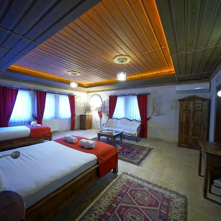 Shoestring Stone House Hotel 3*